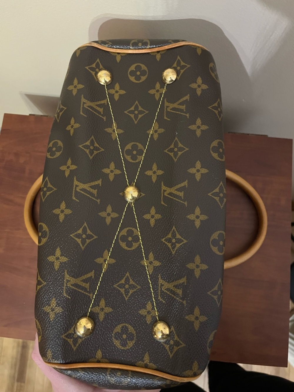 Louis Vuitton Tivoli PM - Picture 10 of 15